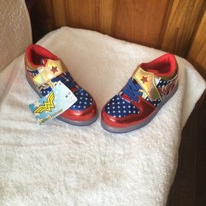Wonder Woman Light Up Sneakers